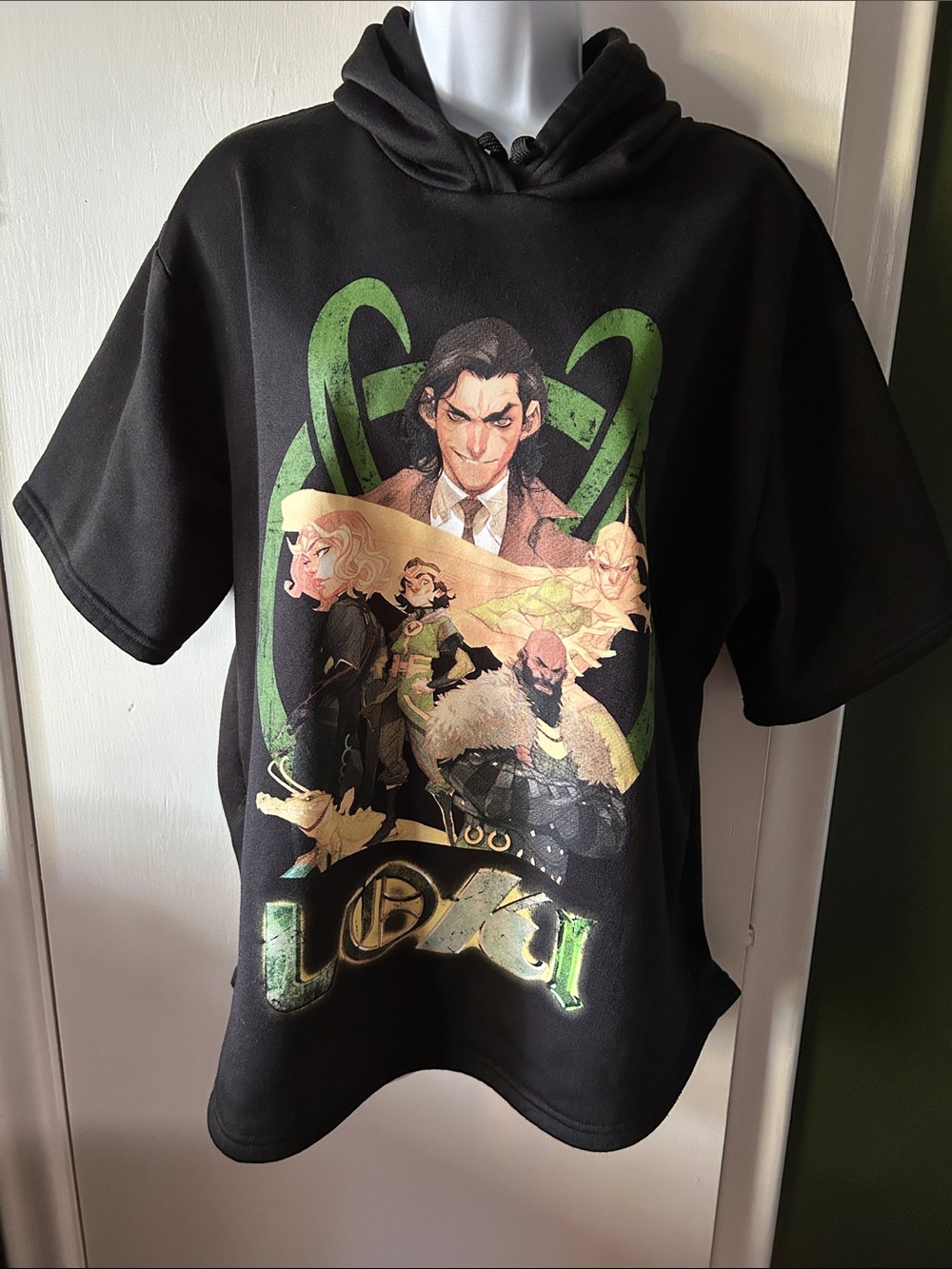 Marvel Cropped-Sleeve Loki Hoodie